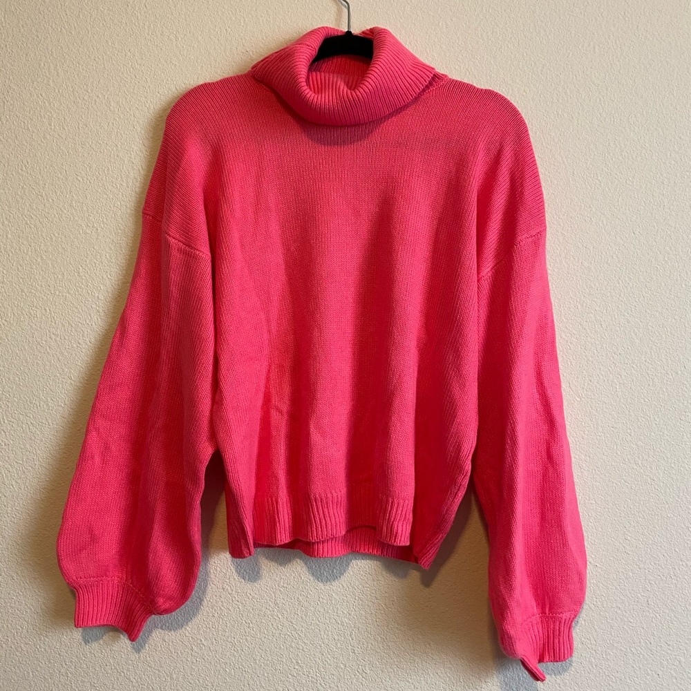 EGGIE hot pink turtleneck sweater